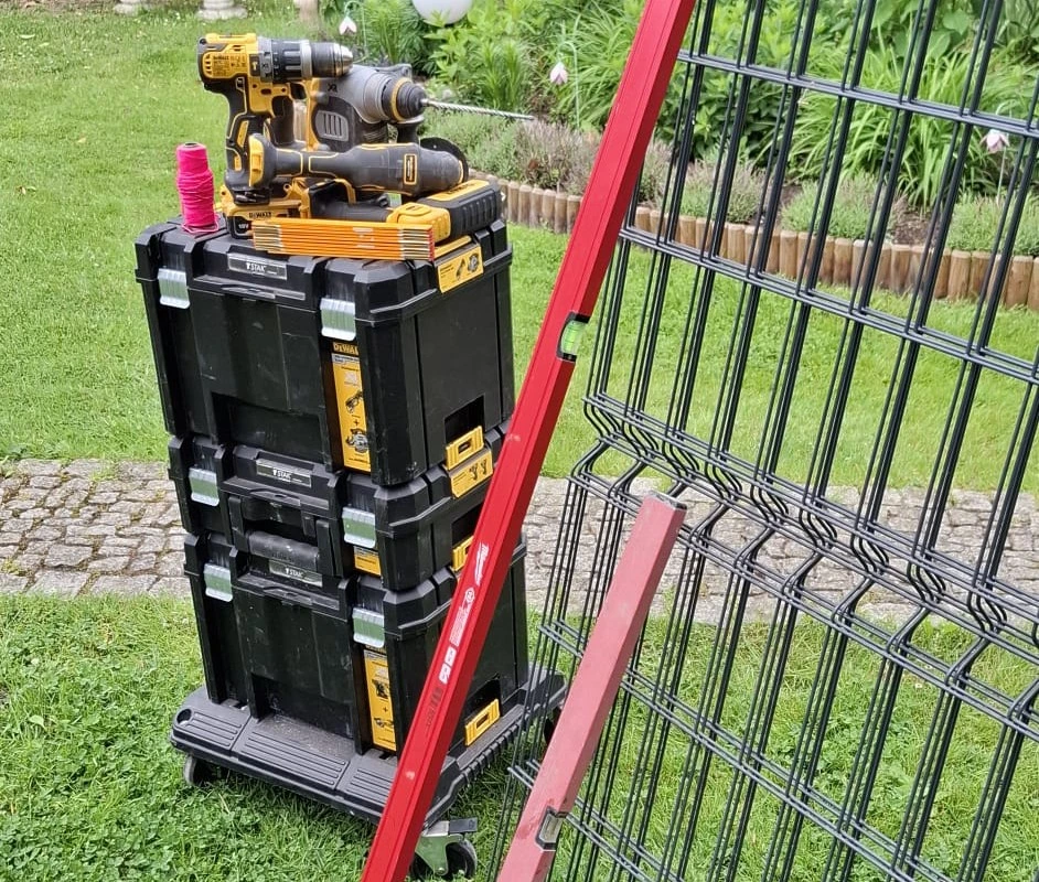 Beratung und präzise Vermessung für Zaunprojekte vor Ort